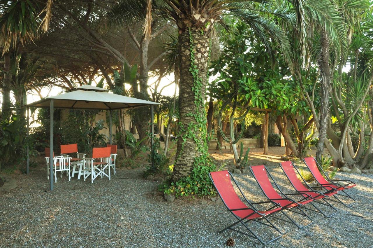 Le Mannare Case Vacanze Di Metopa Srl Piano Conte Exterior photo